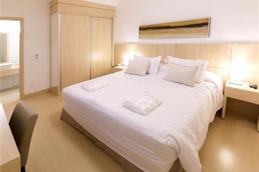 Flat Completo Com Servicos Em 5 Estrelas
